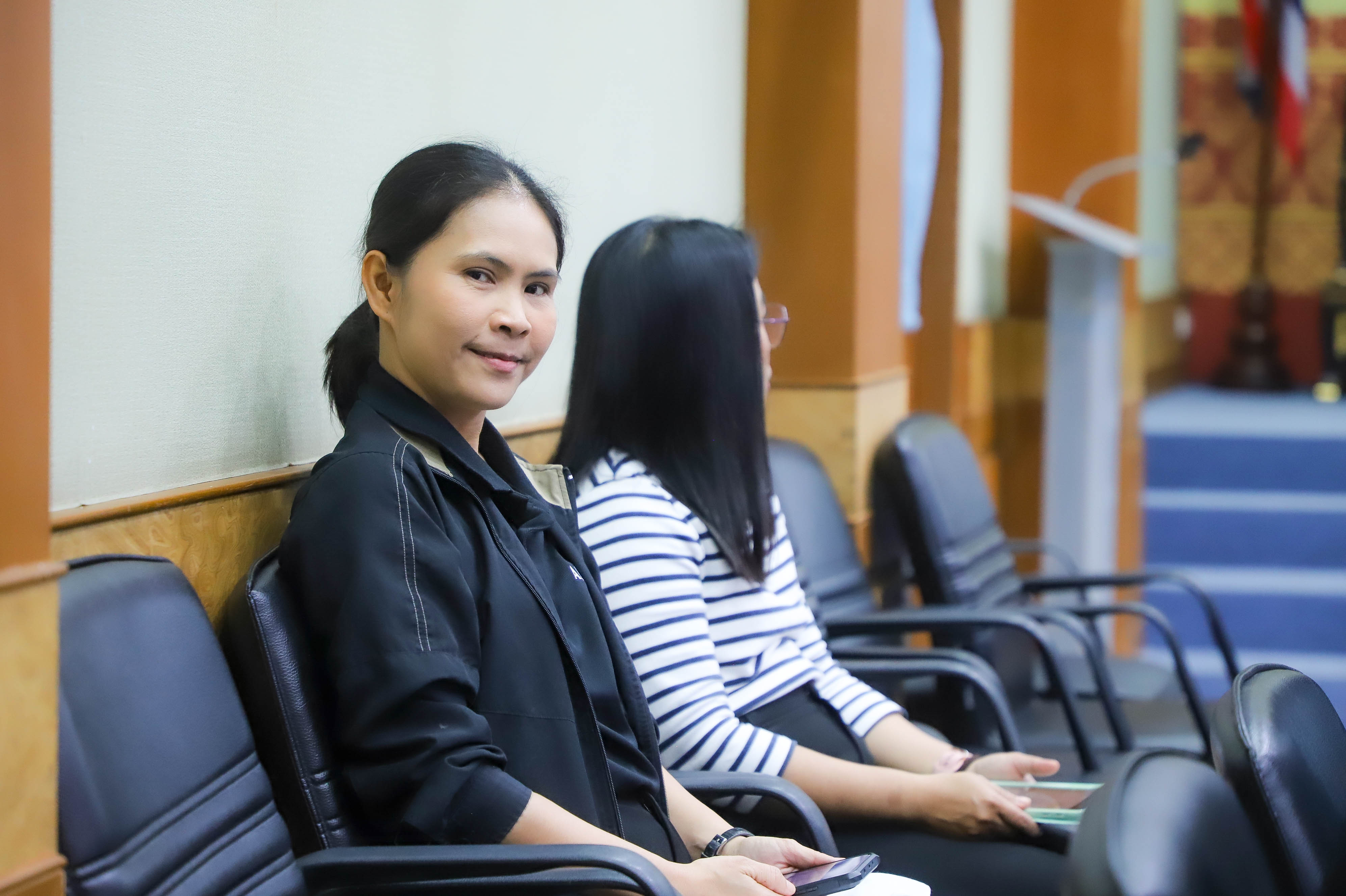 title - อกก.คง. เคาะ! ก่อสร้างสระเก็บน้ำ พัฒนาแหล่งน้ำและระบบกระจายน้ำ ไฟเขียว! หลักเกณฑ์การอนุมัติลดหรืองดเก็บดอกเบี้ย พร้อมเสนอ คปก. อนุมัติก่อสร้างระบบไฟฟ้าในแปลงที่ดิน